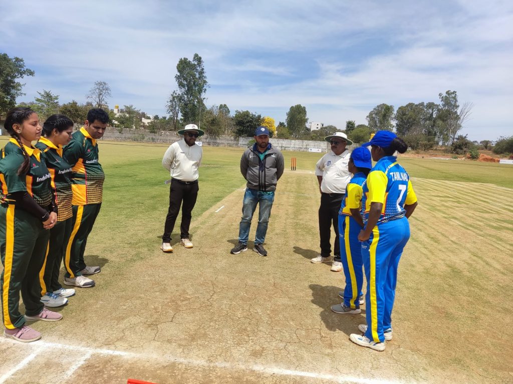 Toss time between Delhi and Tamilnadu